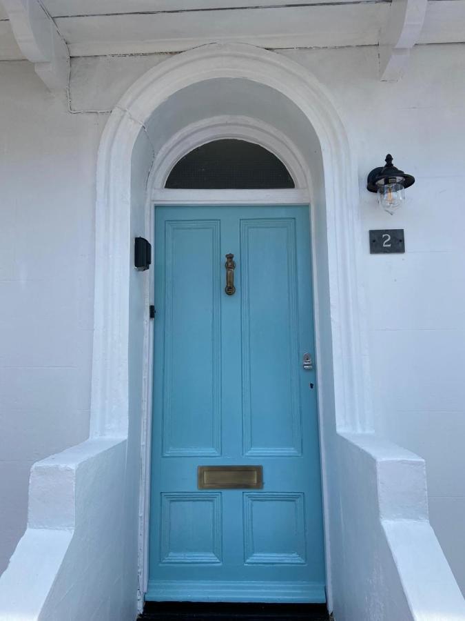 Warwick House - Stunning House With Terrace And Sea Views, Sleeps 11 Villa Worthing Bagian luar foto